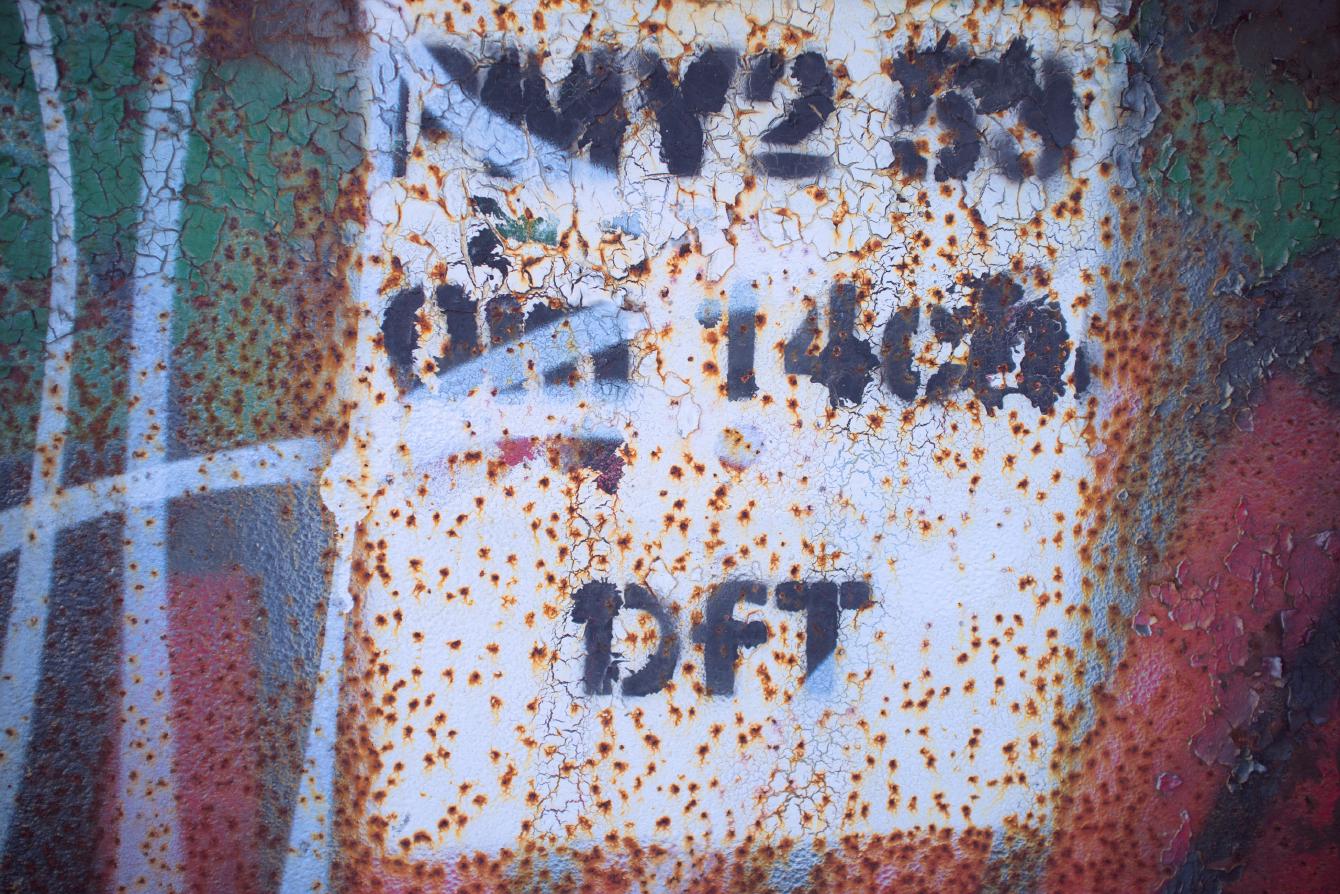 On a section of the iron of the bridge, a white box has been painted on, with the text &ldquo;PMY2 53 0m 14ch DfT&rdquo;