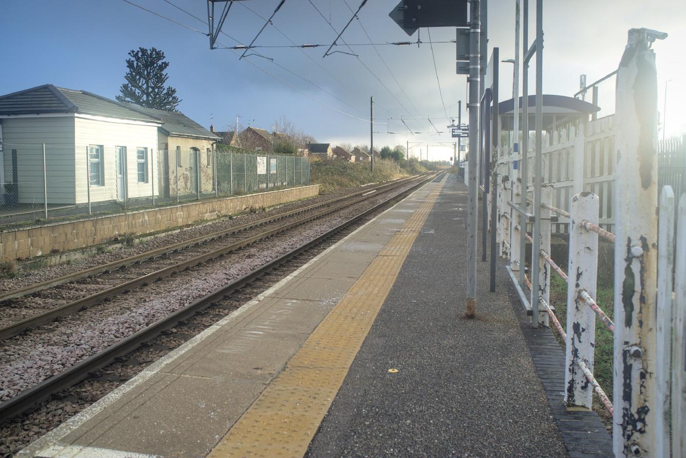 A look in the other direction down platform 2 at Watlington.